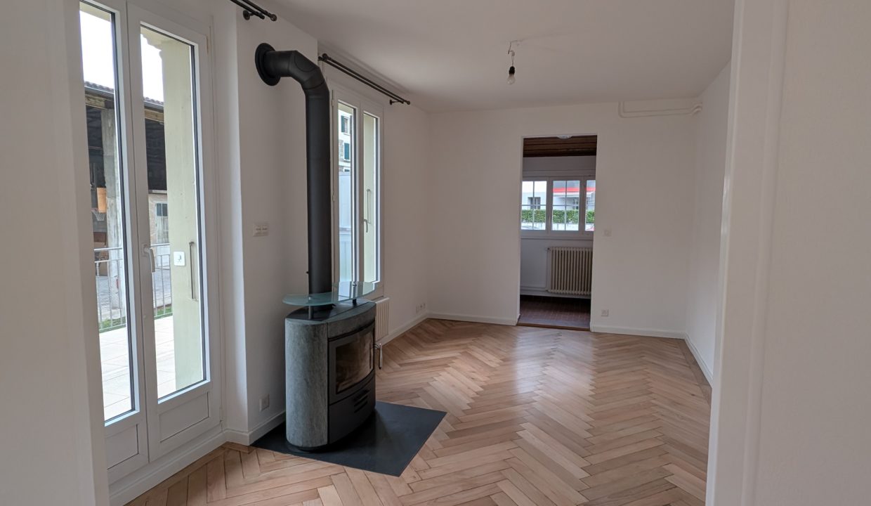 PXL_20250326_105320087