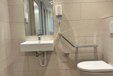 WC-visiteur (handicapé)