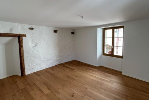 1217921f190e3b25b8ba09834fbfae57