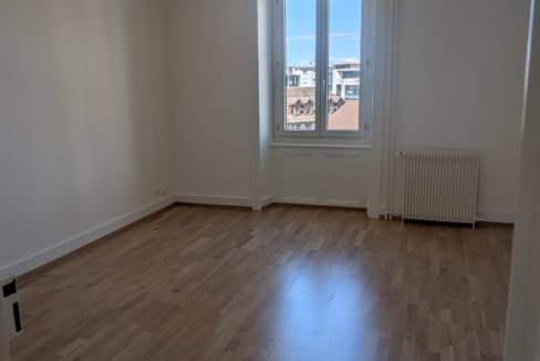 PXL_20260520_094220505