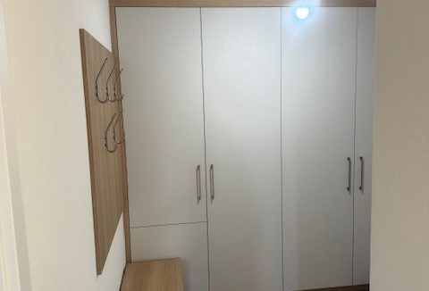 hall (1)