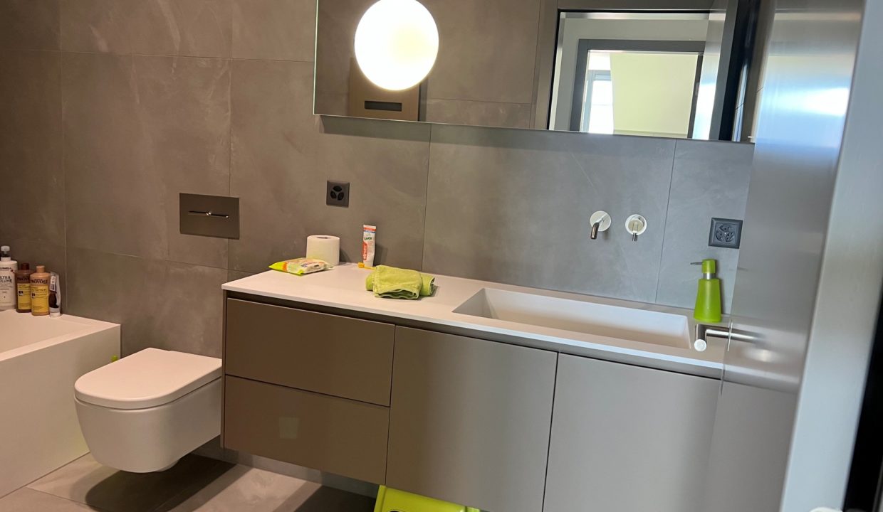 sdb-wc 02